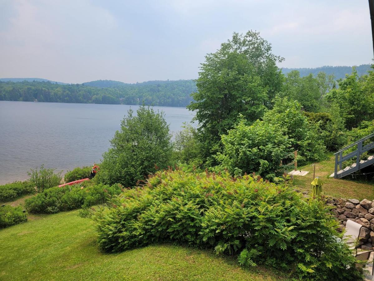 Le Lodge Du Lac Saint-Faustin Exteriör bild